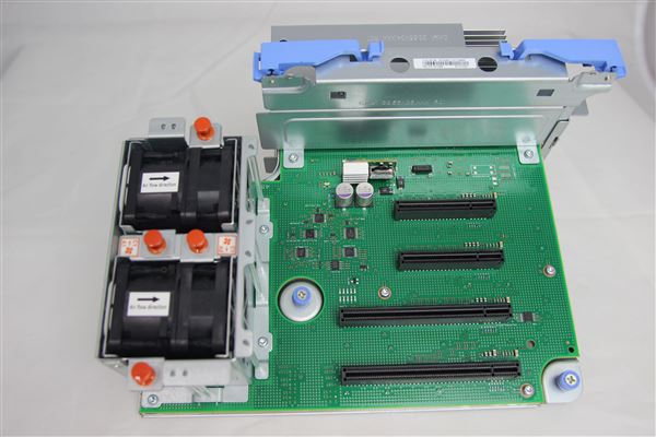 IBM RISER CARD ASSEMBLY 4x PCIe x8 SLOTS FOR POWER7