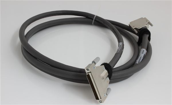 IBM SCSI/VHDCI CABLE EXTERNAL 2.5M