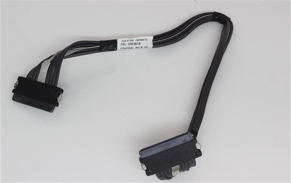 IBM CABLE SAS SIGNAL FOR x3950/3850 TYPES 8872,7363