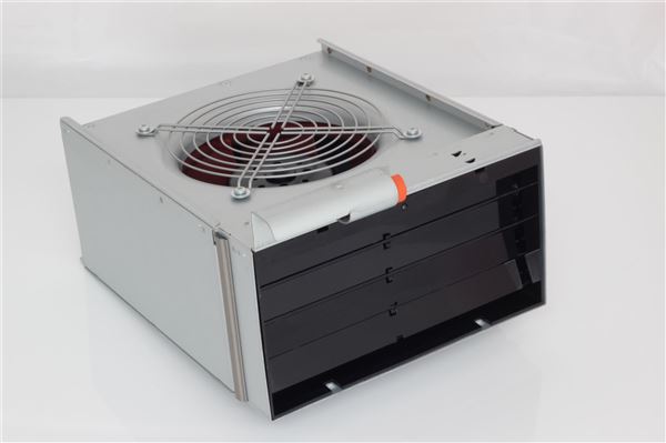 IBM BLOWER WITH DAMPER FOR BLADE CENTER E CHASSIS