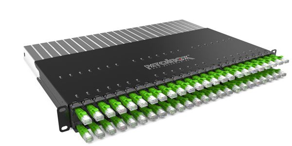 PATCHBOX 365 CAT. 6A STP GREEN 0,8M